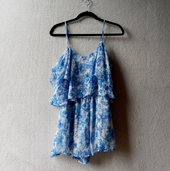 Show Me Your Mumu Quinn Floral Cold-Shoulder Romper - Picture 4 of 12